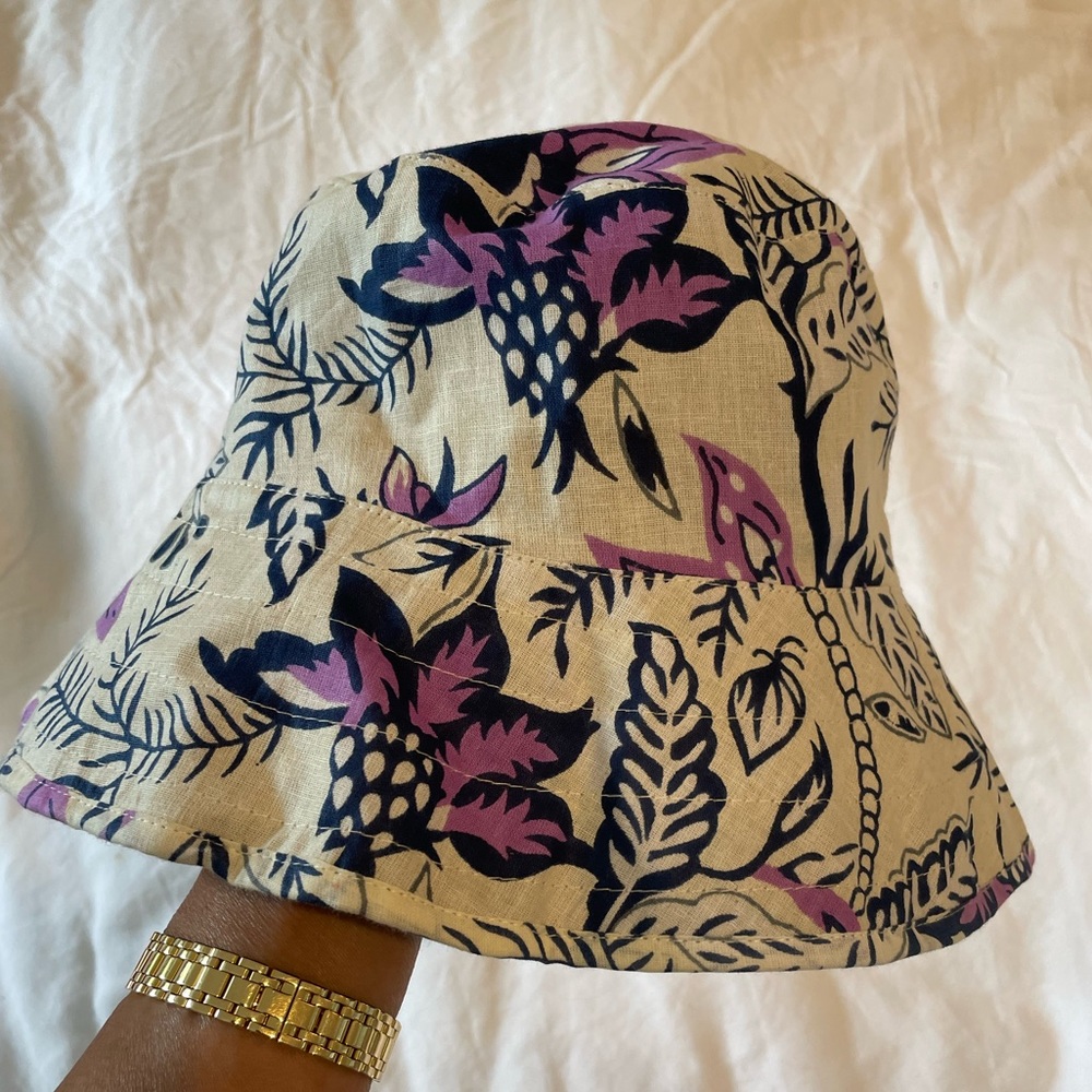 Hat attack floral bucket hat - new with tags